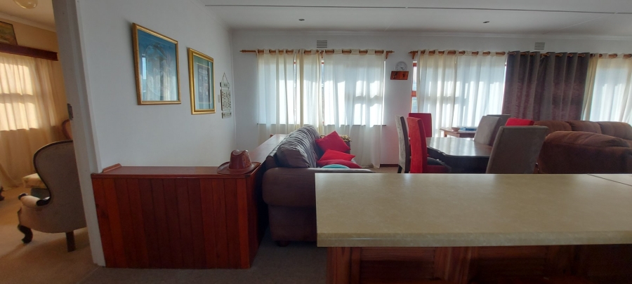 6 Bedroom Property for Sale in Gouritsmond Western Cape